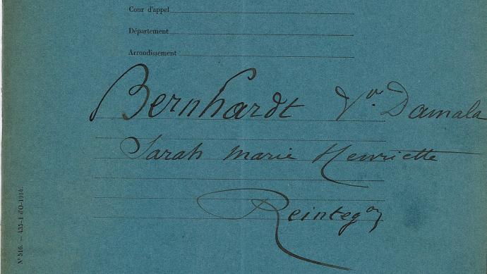 Couverture du dossier de demande de réintégration dans la nationalité française de Sarah Bernhardt